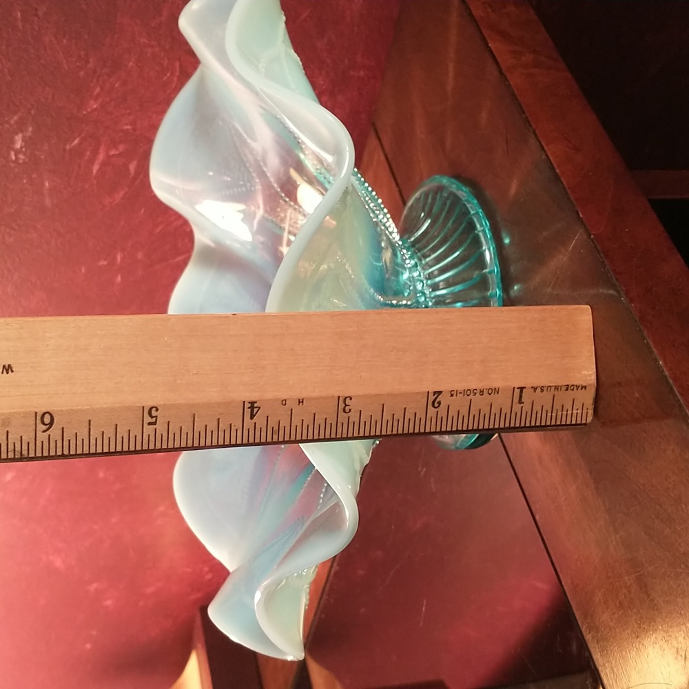 Northwood New Leaf Blue Opalescent Roulette Bowl - Picture 7 of 7